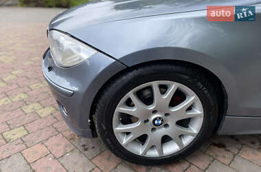 Хетчбек BMW 1 Series 2005 в 