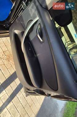 Хэтчбек BMW 1 Series 2011 в 