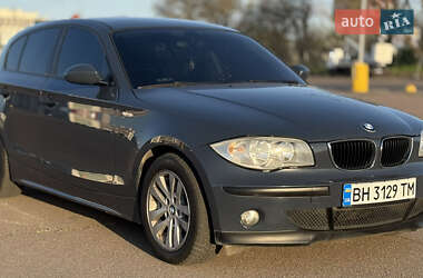 Хэтчбек BMW 1 Series 2005 в 