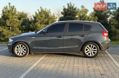 Хэтчбек BMW 1 Series 2005 в 