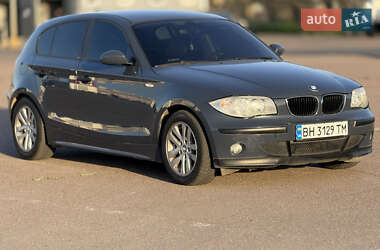 Хэтчбек BMW 1 Series 2005 в 