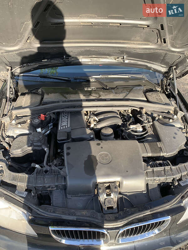 Хэтчбек BMW 1 Series 2005 в Житомире фото 14 Хэтчбек BMW 1 Series 2005 в Житомире