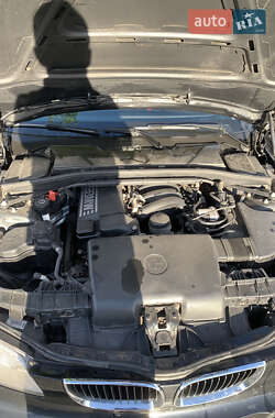 Хетчбек BMW 1 Series 2005 в 