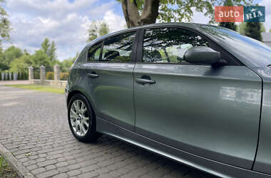 Хетчбек BMW 1 Series 2005 в 