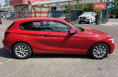 Хэтчбек BMW 1 Series 2013 в 