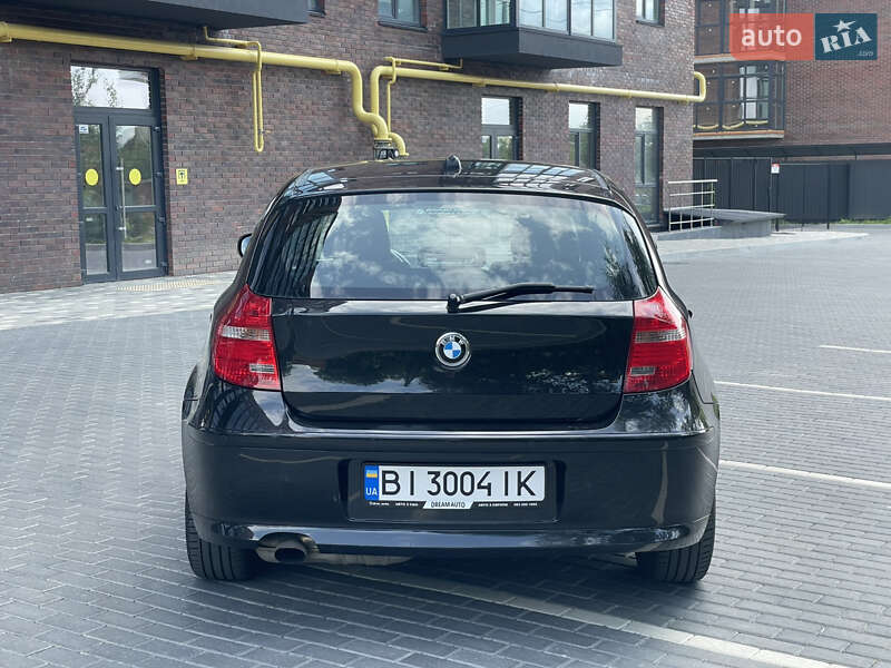Хетчбек BMW 1 Series 2009 в Полтаві