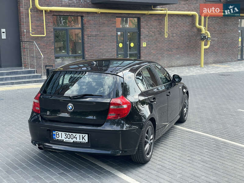Хетчбек BMW 1 Series 2009 в Полтаві