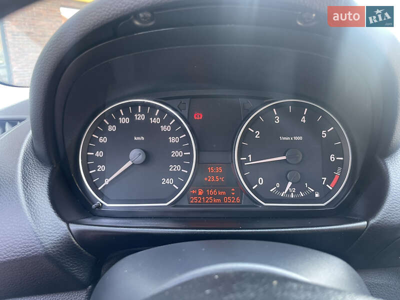Хетчбек BMW 1 Series 2009 в Полтаві