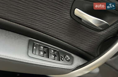 Хетчбек BMW 1 Series 2009 в 