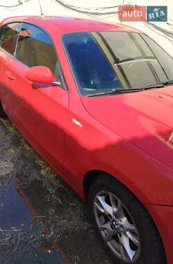Хэтчбек BMW 1 Series 2008 в 