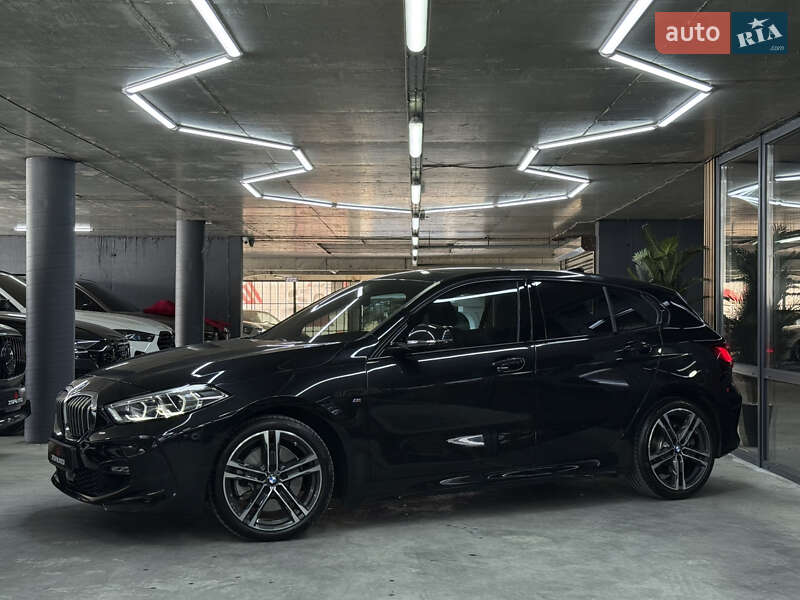 Хетчбек BMW 1 Series 2023 в Одесі