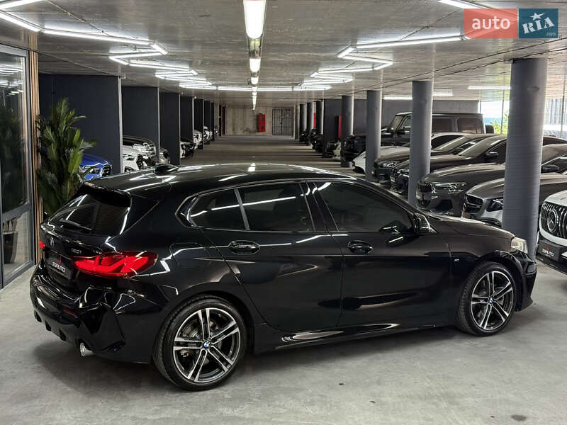 Хетчбек BMW 1 Series 2023 в Одесі