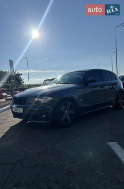 Хэтчбек BMW 1 Series 2004 в 