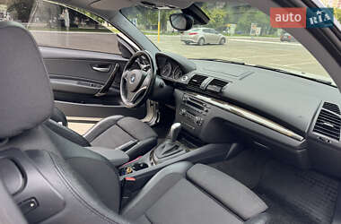 Купе BMW 1 Series 2008 в 