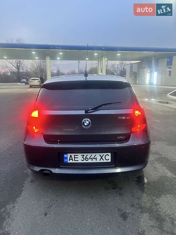 Хетчбек BMW 1 Series 2008 в Павлограді