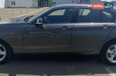 Хэтчбек BMW 1 Series 2012 в 