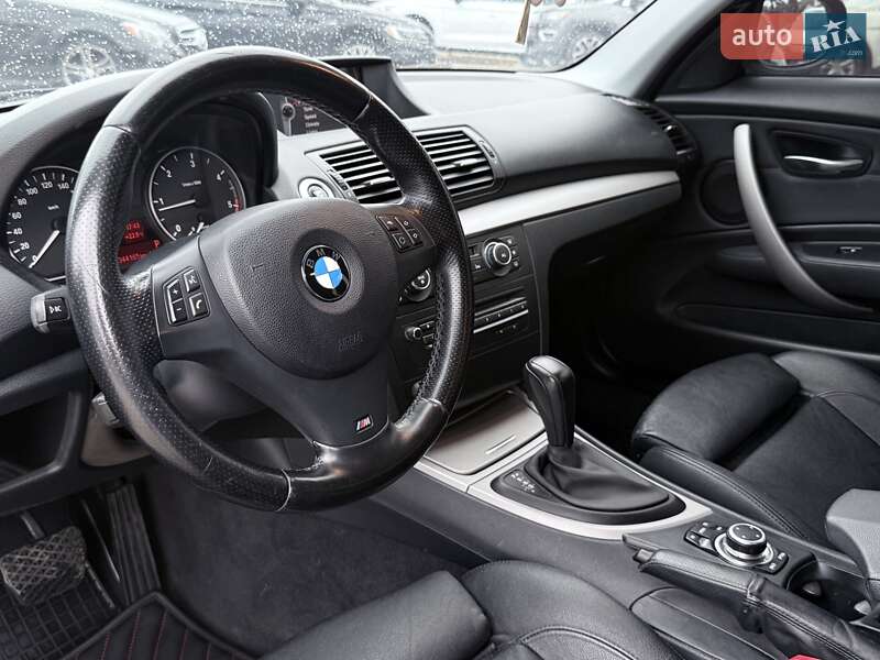 Хэтчбек BMW 1 Series 2011 в Харькове