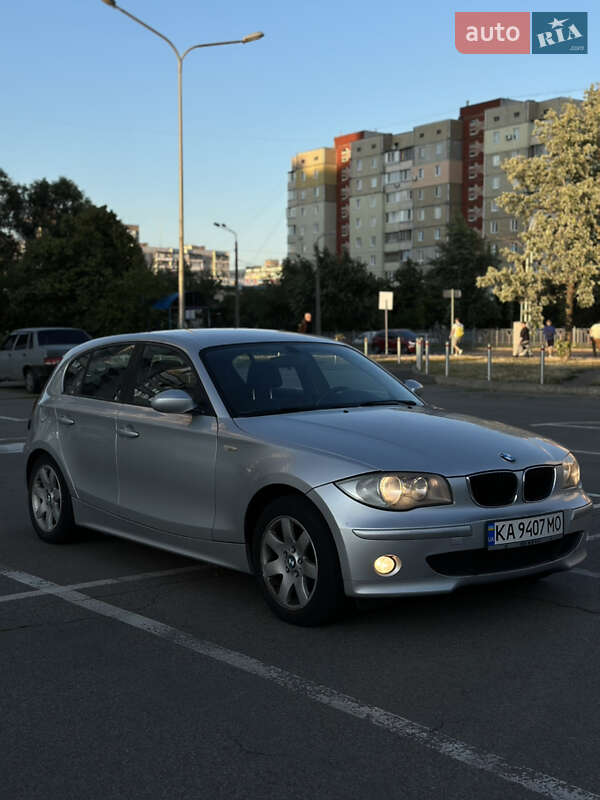 Хетчбек BMW 1 Series 2006 в Києві