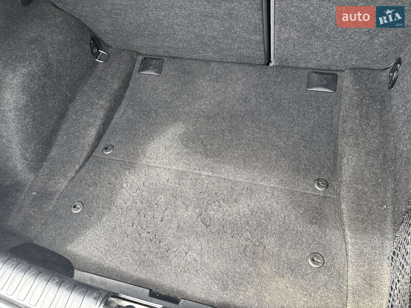 Хэтчбек BMW 1 Series 2008 в Киеве