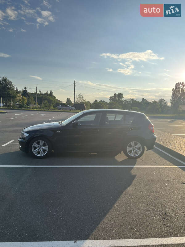 Хетчбек BMW 1 Series 2011 в Києві