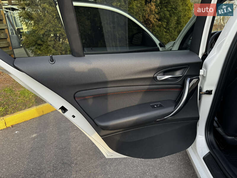 Хетчбек BMW 1 Series 2012 в Києві