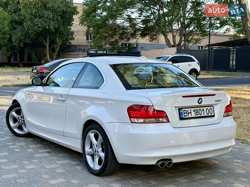 Купе BMW 1 Series 2011 в Одесі