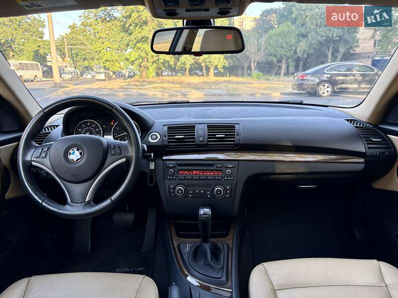 Купе BMW 1 Series 2011 в Одесі