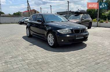 Хэтчбек BMW 1 Series 2006 в Виннице
