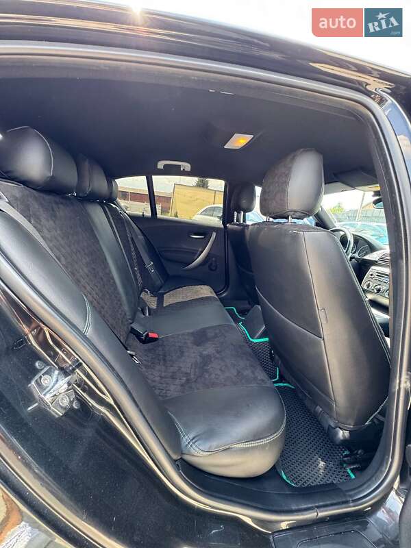 Хетчбек BMW 1 Series 2006 в Вінниці