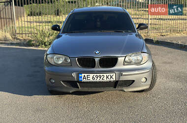 Хэтчбек BMW 1 Series 2006 в 