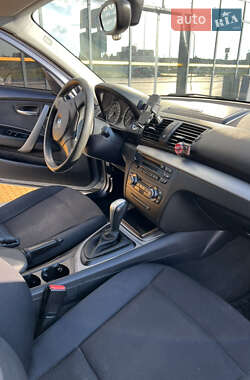 Хэтчбек BMW 1 Series 2007 в 