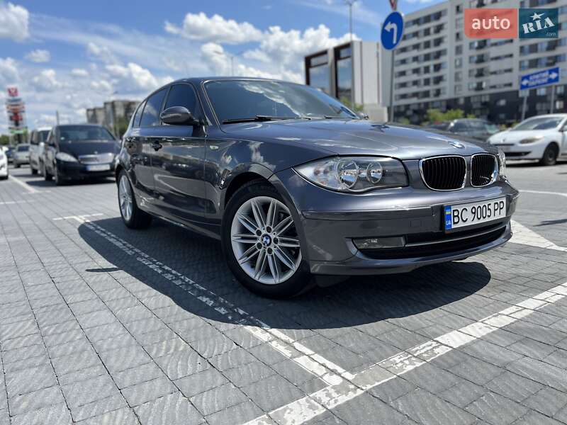 Хэтчбек BMW 1 Series 2007 в 