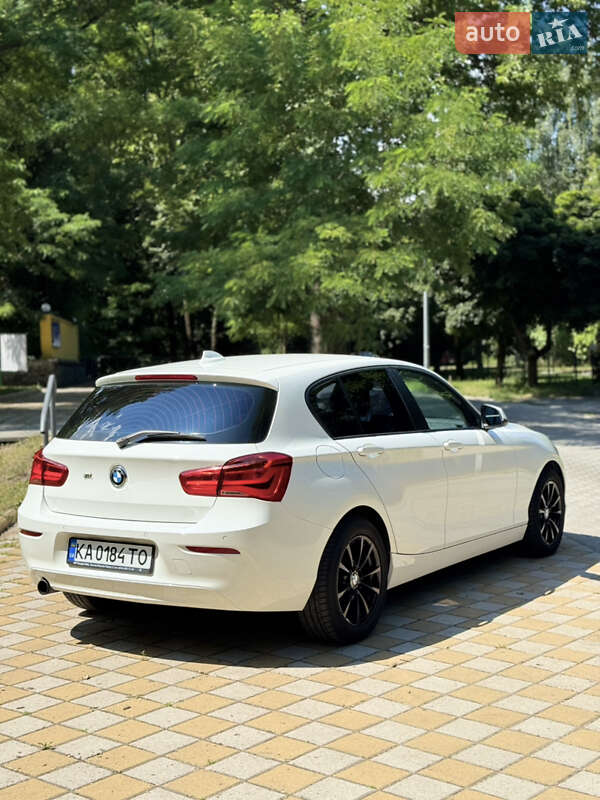 Хэтчбек BMW 1 Series 2017 в Киеве