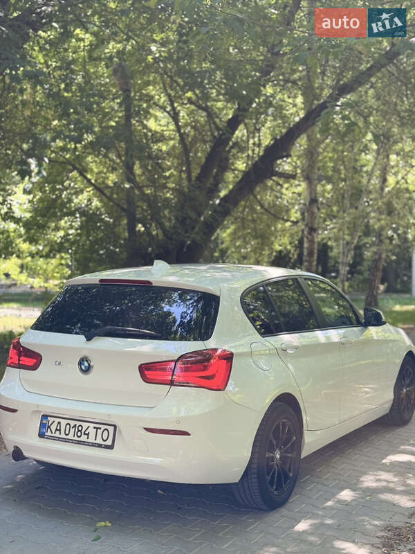 Хэтчбек BMW 1 Series 2017 в Киеве
