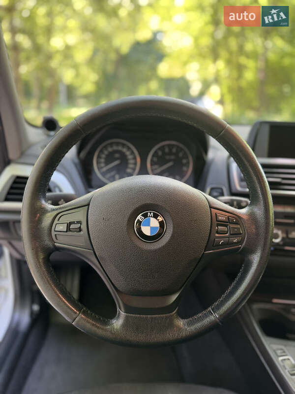 Хэтчбек BMW 1 Series 2017 в Киеве