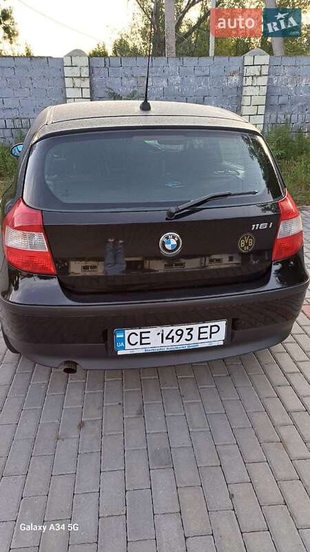 Хетчбек BMW 1 Series 2005 в Чернівцях