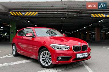 Хэтчбек BMW 1 Series 2016 в Киеве