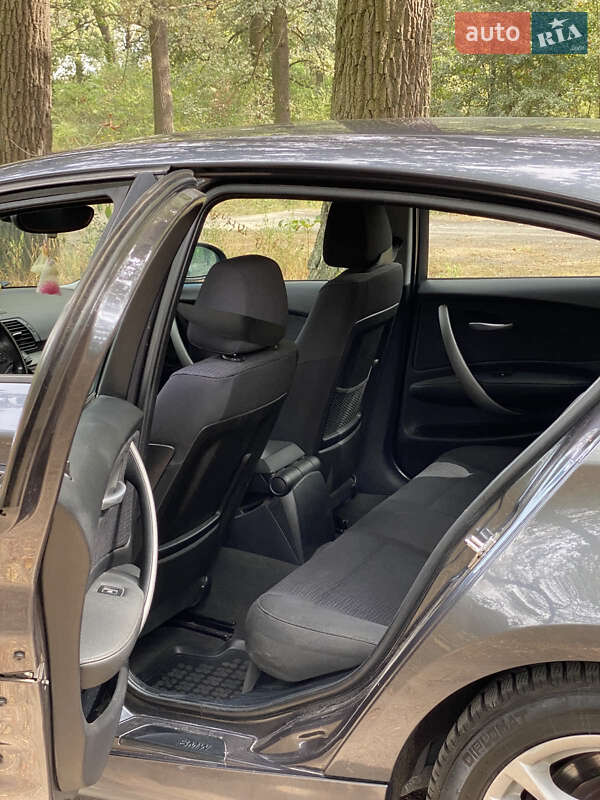 Хэтчбек BMW 1 Series 2008 в Фастове фото 2 Хэтчбек BMW 1 Series 2008 в Фастове