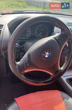 Хэтчбек BMW 1 Series 2008 в 