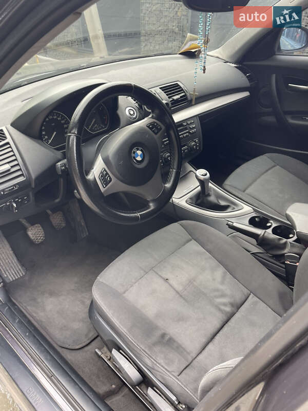 Хетчбек BMW 1 Series 2006 в Львові