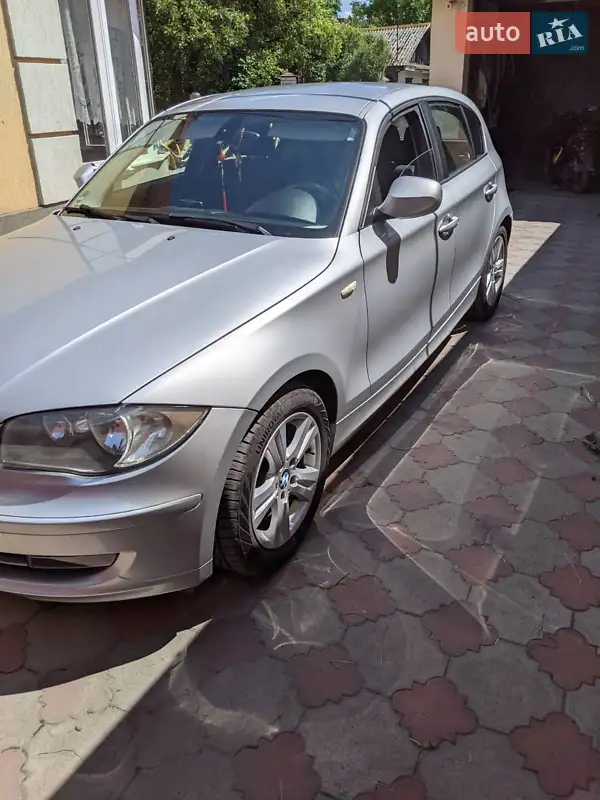 BMW 1 Series 2011