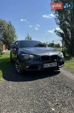 Хэтчбек BMW 1 Series 2012 в 