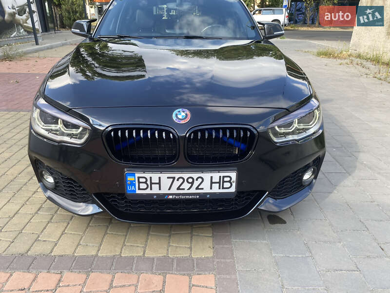 Хэтчбек BMW 1 Series 2017 в Одессе фото 7 Хэтчбек BMW 1 Series 2017 в Одессе