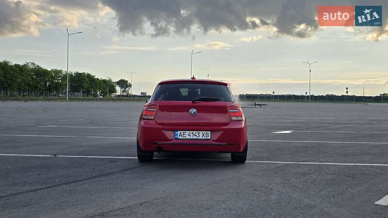 Хетчбек BMW 1 Series 2011 в Дніпрі