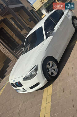 Хэтчбек BMW 1 Series 2012 в 