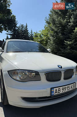 Хетчбек BMW 1 Series 2009 в Немирові