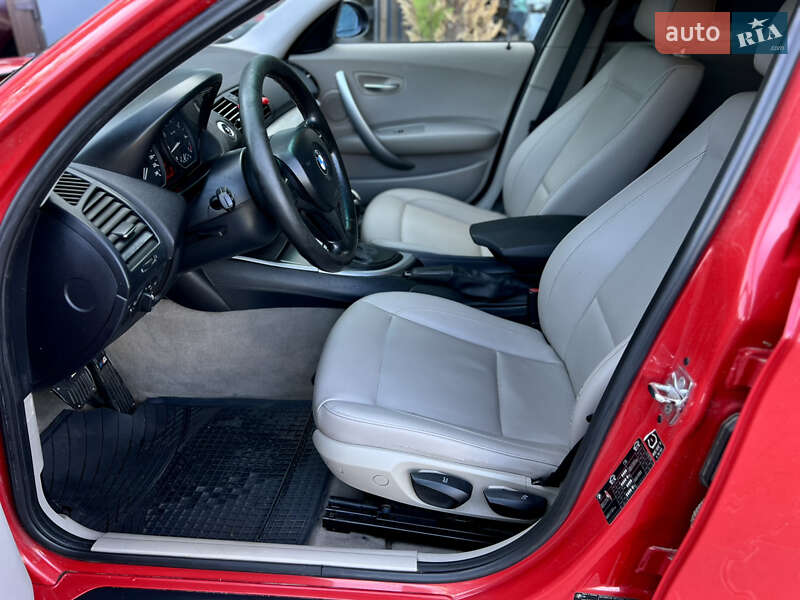 Хэтчбек BMW 1 Series 2005 в Одессе фото 7 Хэтчбек BMW 1 Series 2005 в Одессе