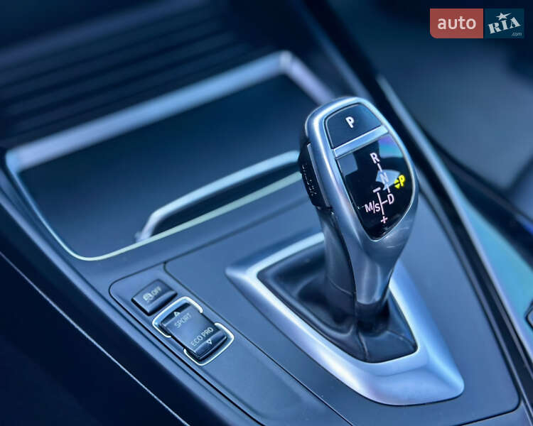 Хетчбек BMW 1 Series 2018 в Києві фото 40 Хетчбек BMW 1 Series 2018 в Києві