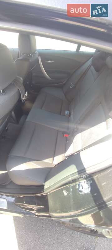 Хэтчбек BMW 1 Series 2009 в Каменском