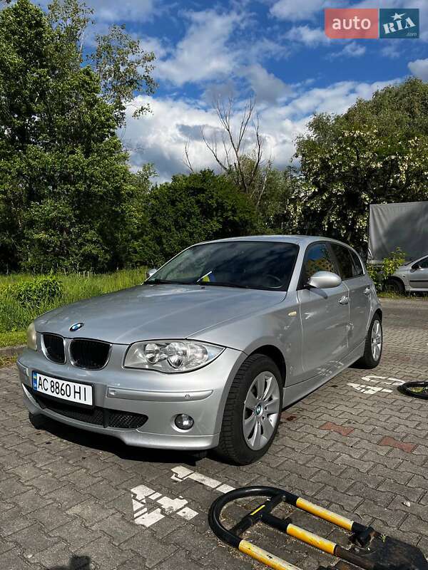 Хэтчбек BMW 1 Series 2004 в Камне-Каширском фото Хэтчбек BMW 1 Series 2004 в Камне-Каширском